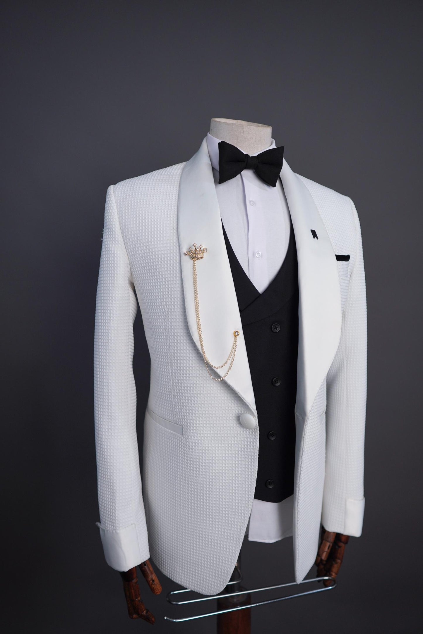 Off white 3pc Shawl Lapel Tuxedo