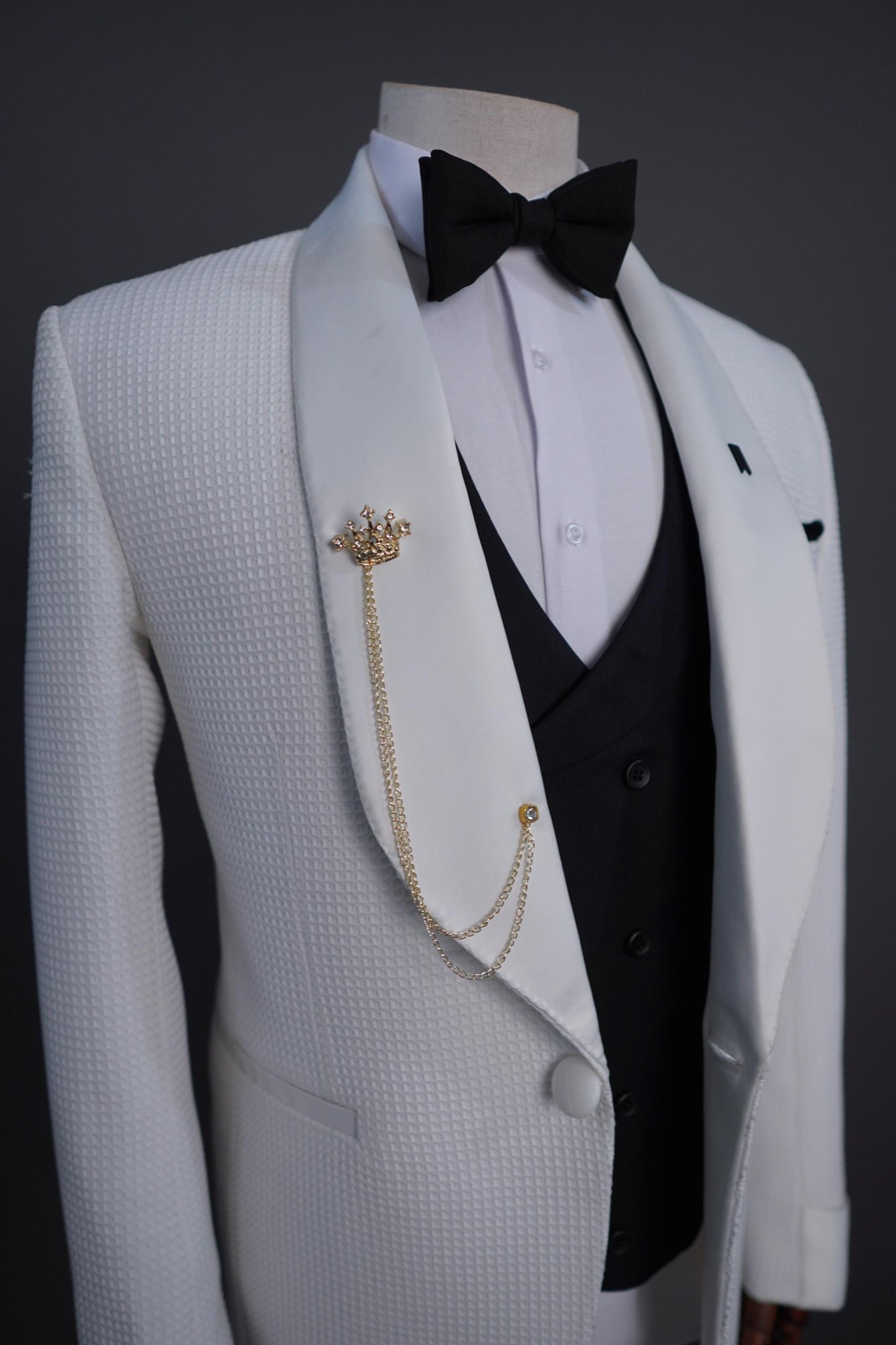 Off white 3pc Shawl Lapel Tuxedo