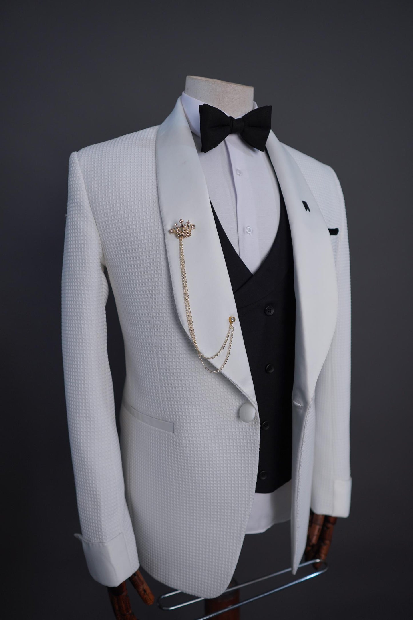 Off white 3pc Shawl Lapel Tuxedo