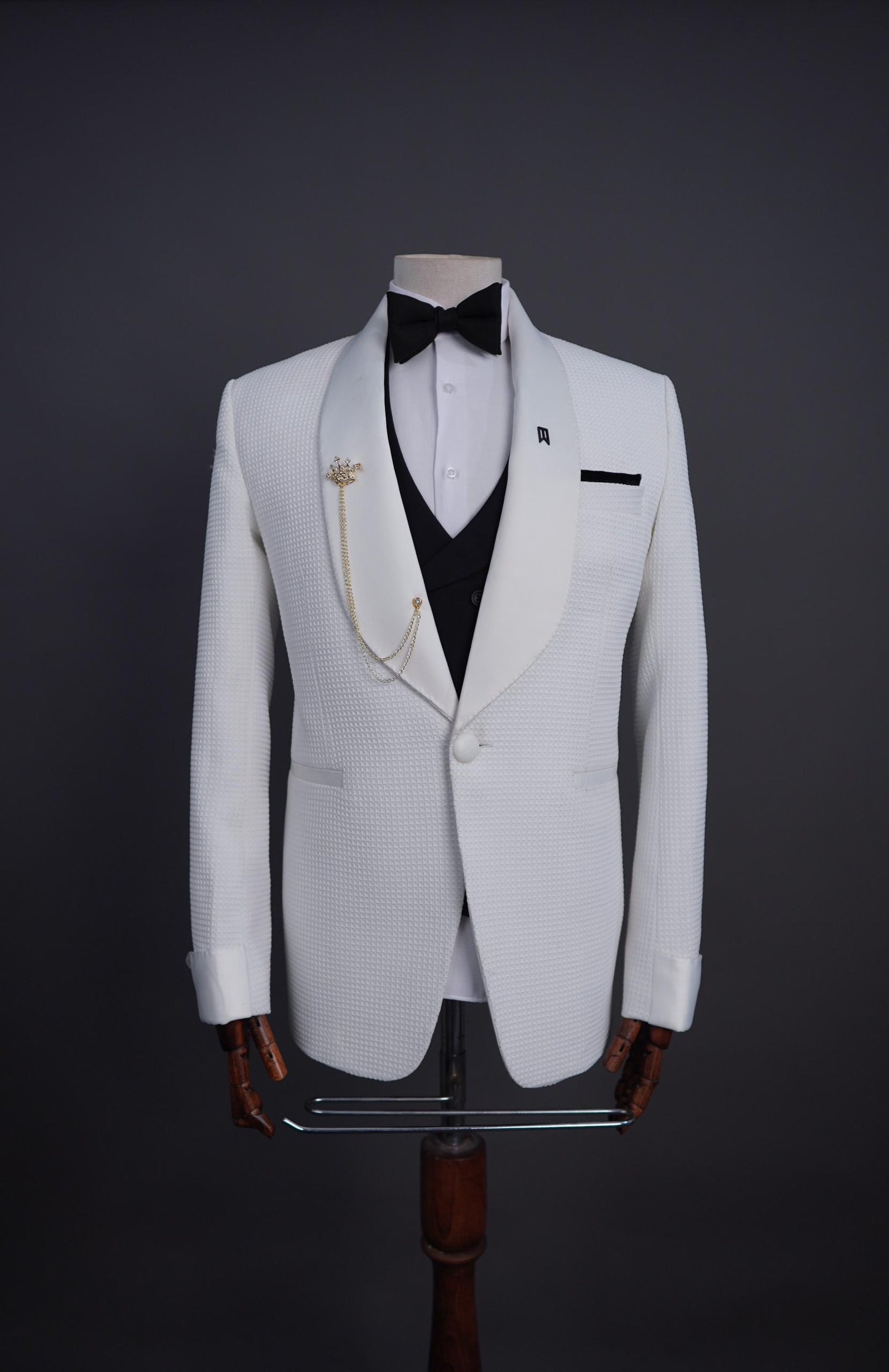 Off white 3pc Shawl Lapel Tuxedo