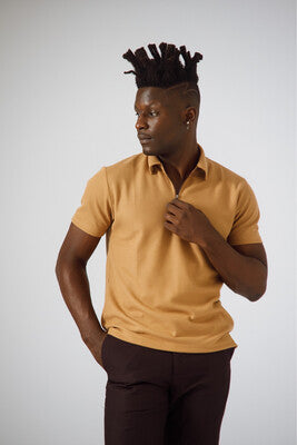 Brown knitted polo with front zipper